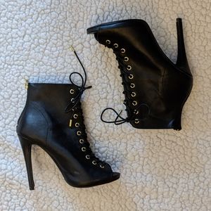 CHARLOTTE RUSSE Black Booties